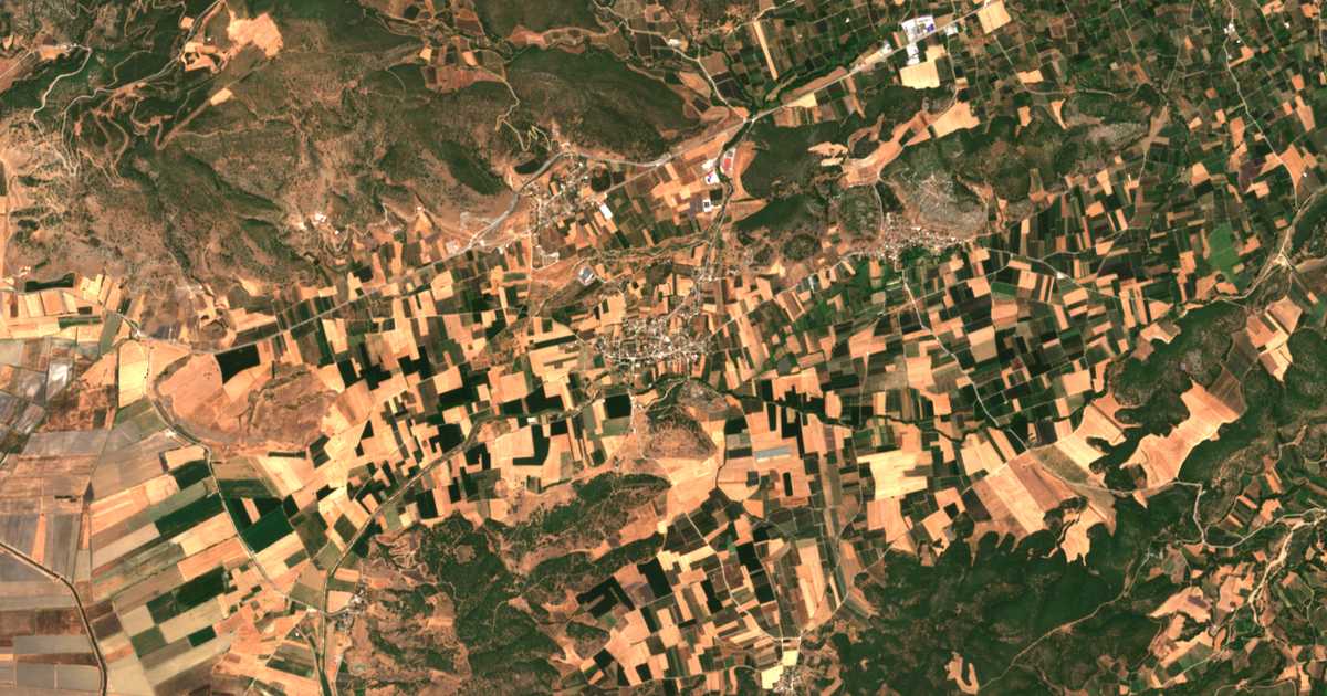 Satellitenkarte von Anávra