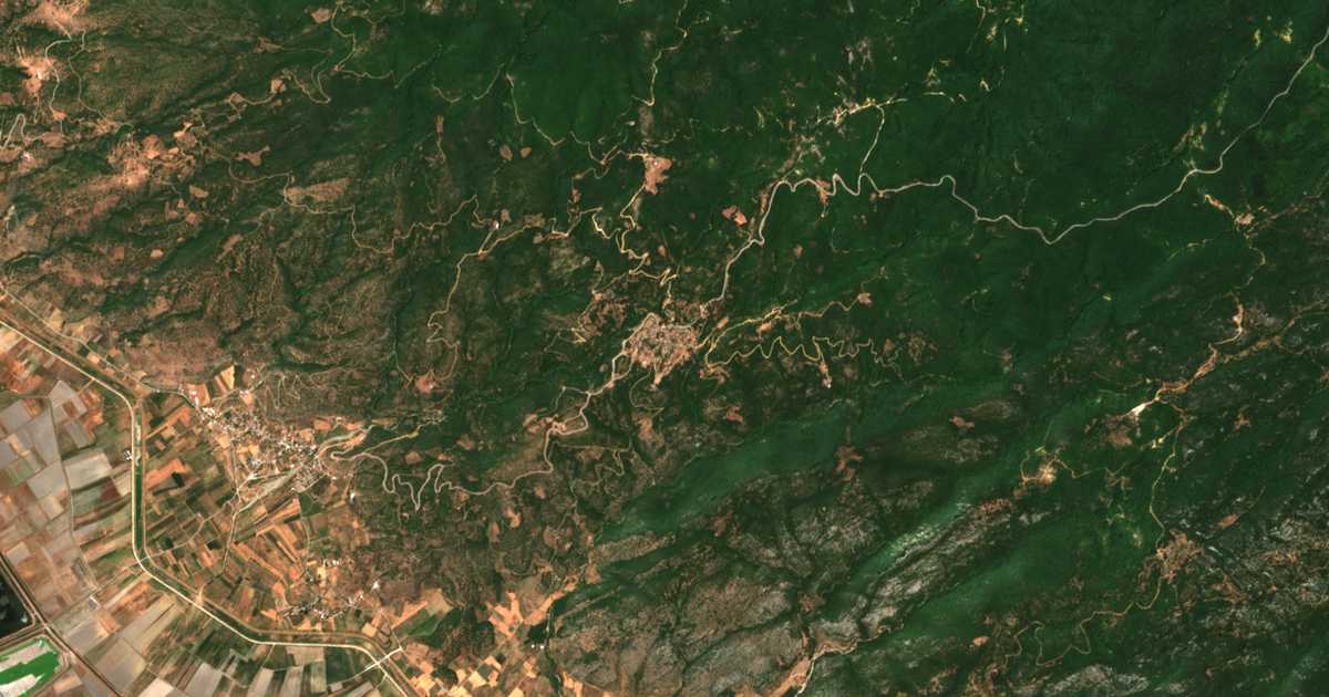 Satellitenkarte von Élafos