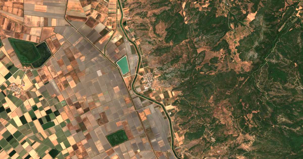 Satellitenkarte von Kastríon