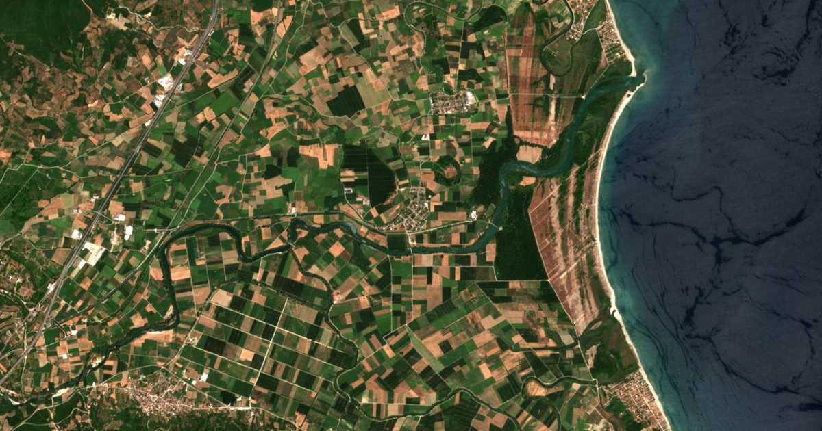 Satellitenkarte von Palaiópyrgos