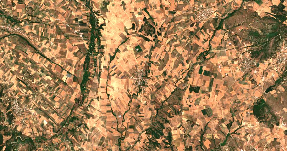 Satellitenkarte von Geránia