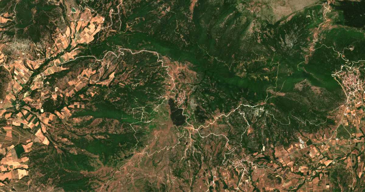 Satellitenkarte von Kryóvrysi