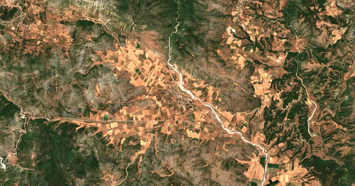 Satellitenkarte von Valanída