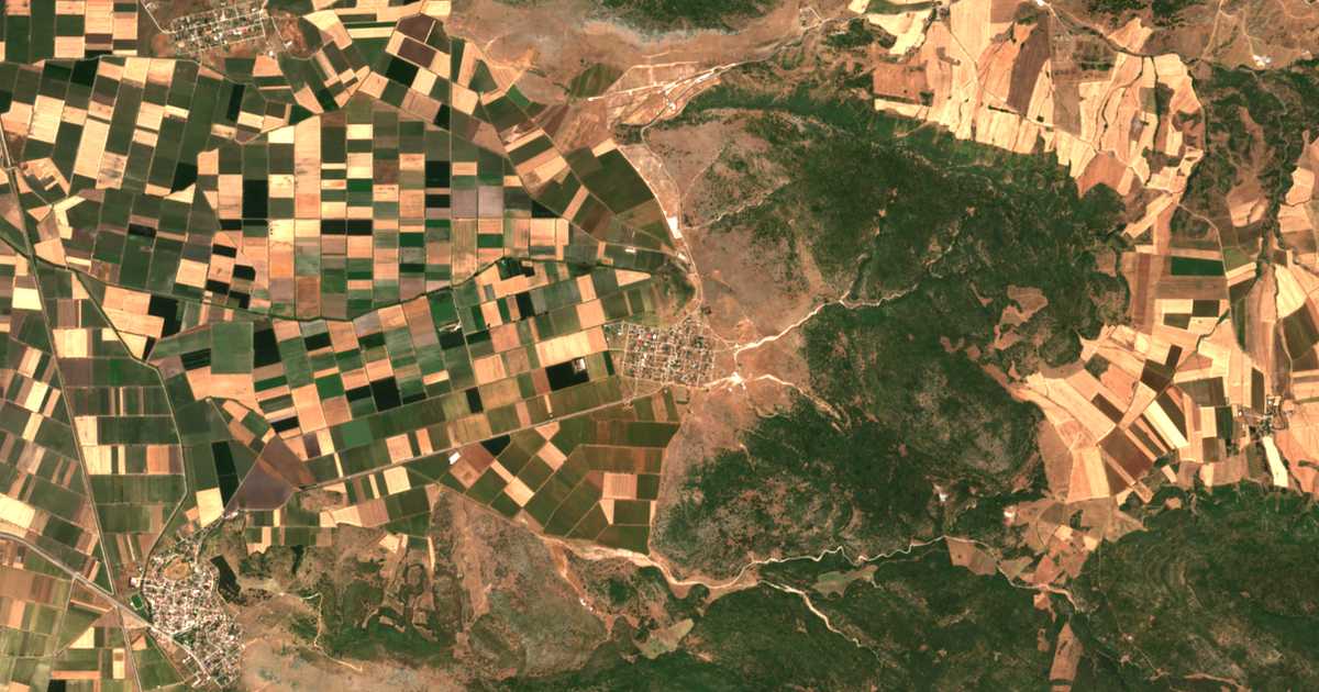 Satellitenkarte von Vrysiá