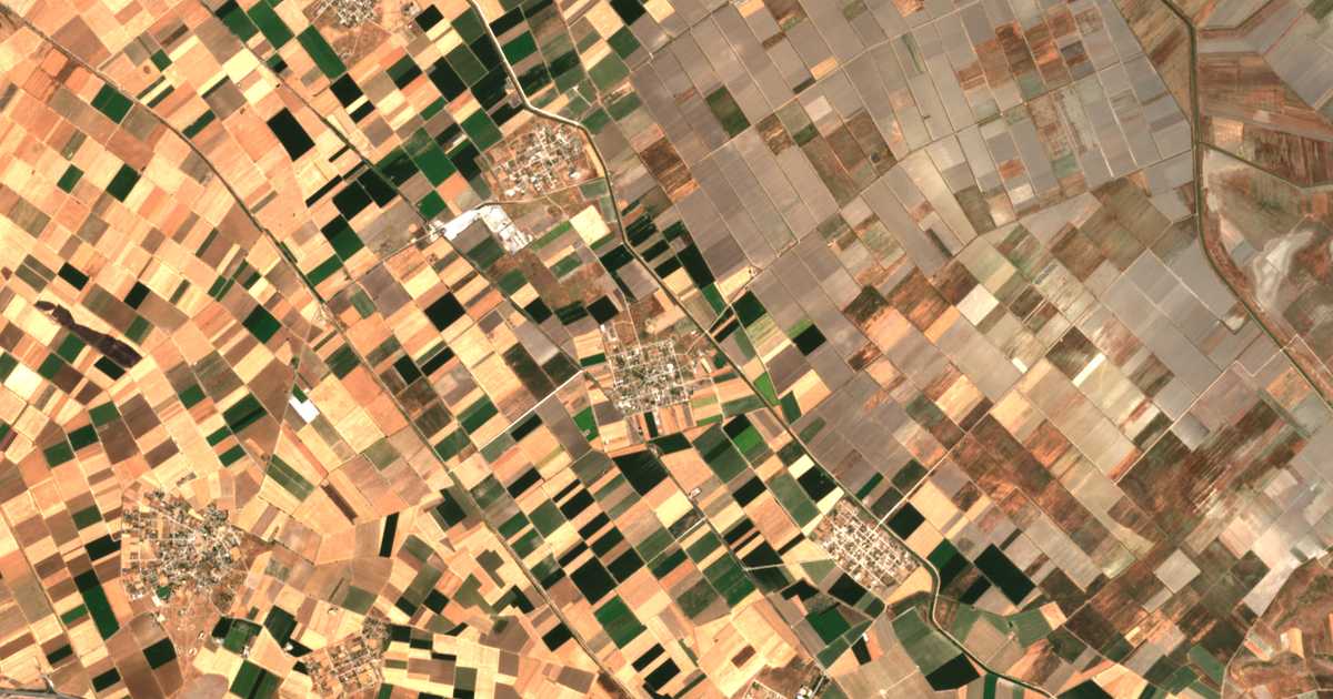 Satellitenkarte von Níki