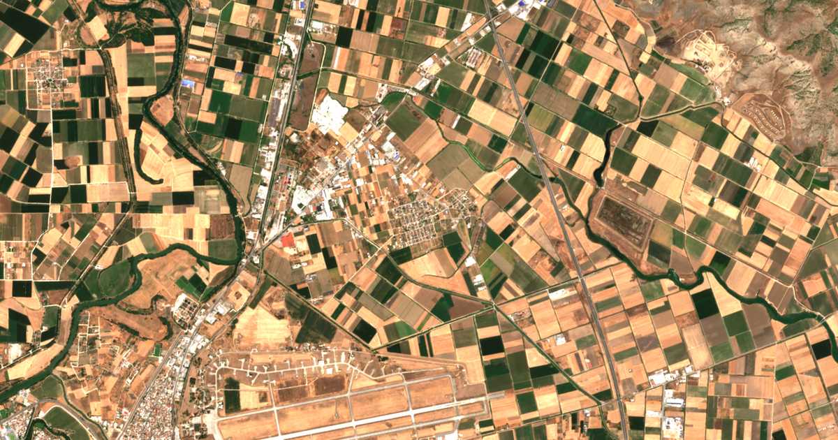 Satellitenkarte von Omorfochórion