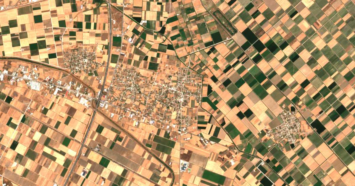 Satellitenkarte von Platykampos