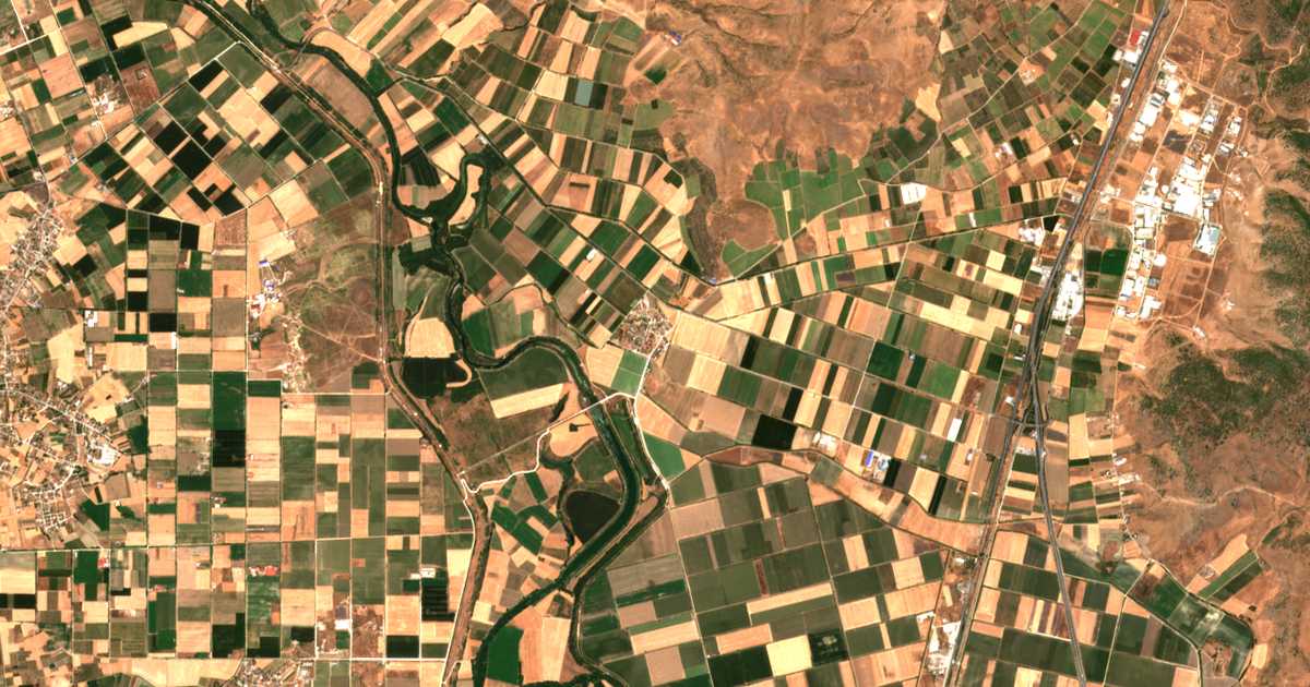 Satellitenkarte von Gyrtóni