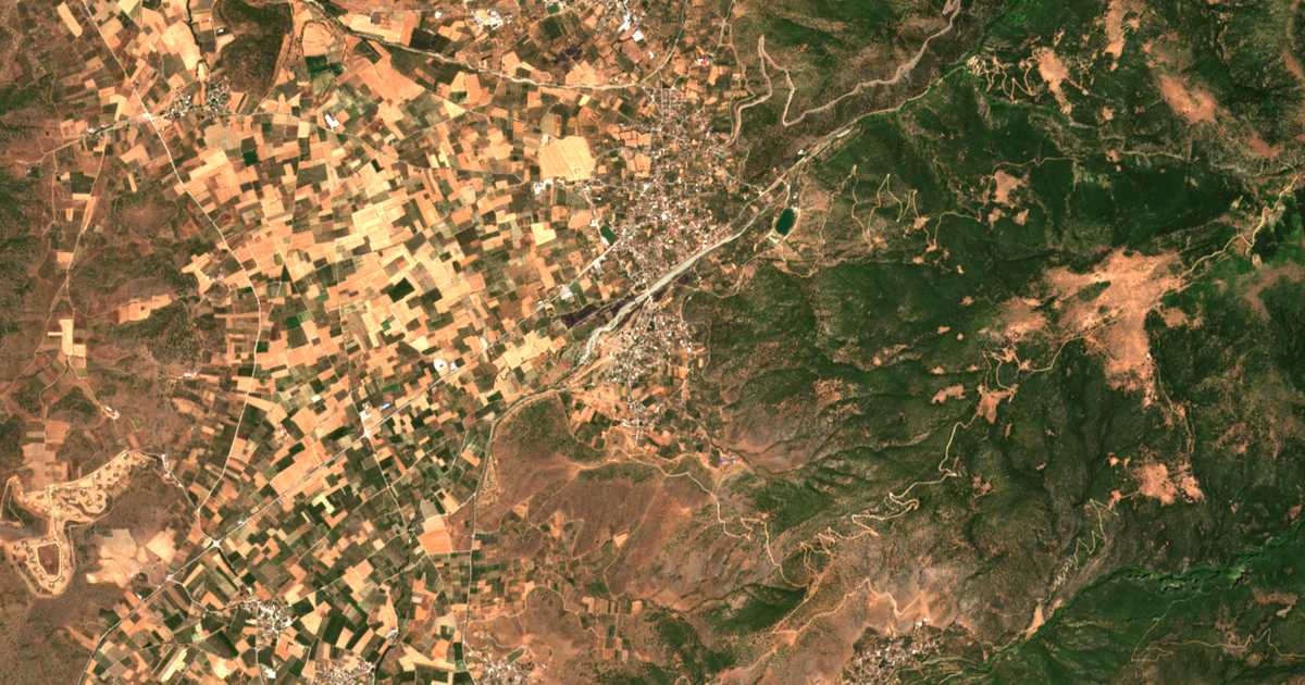 Satellitenkarte von Óssa