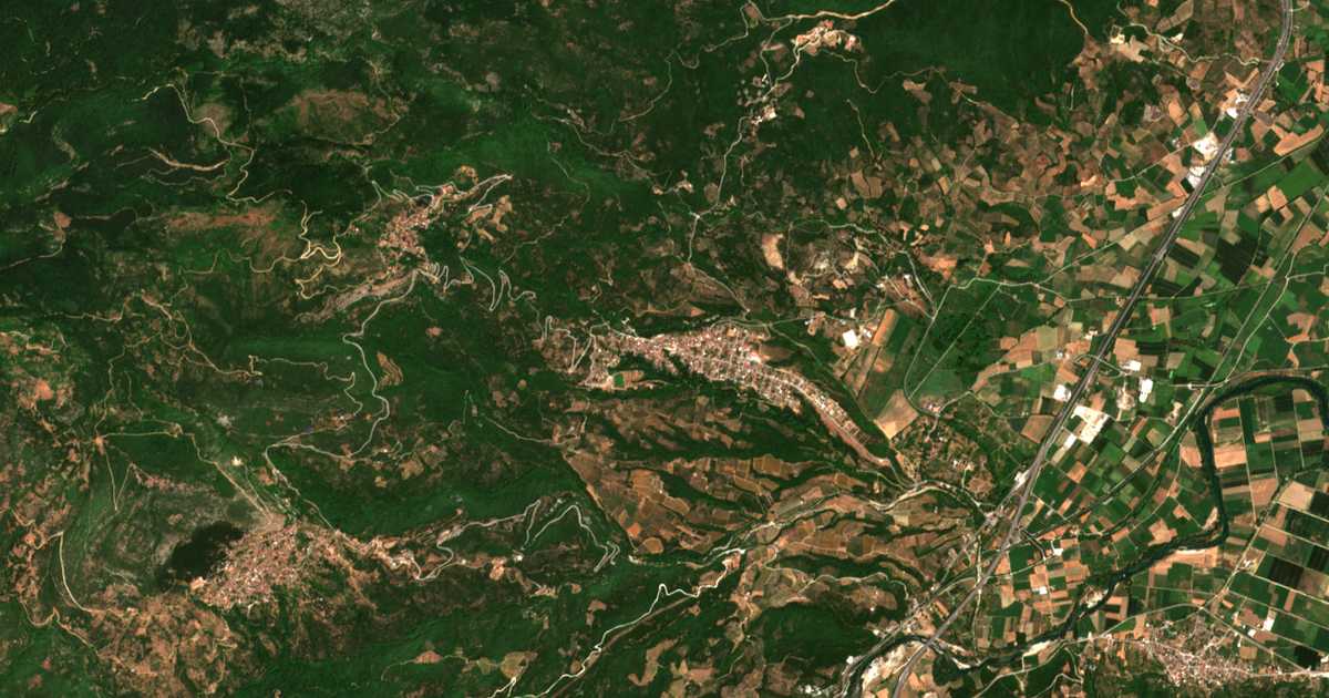 Satellitenkarte von Pyrgetós