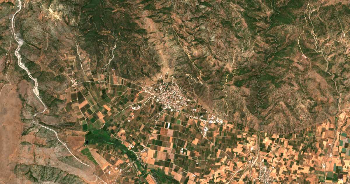 Satellitenkarte von Argyropoúleion