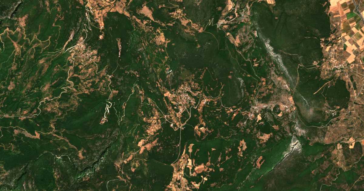 Satellitenkarte von Vrýnaina