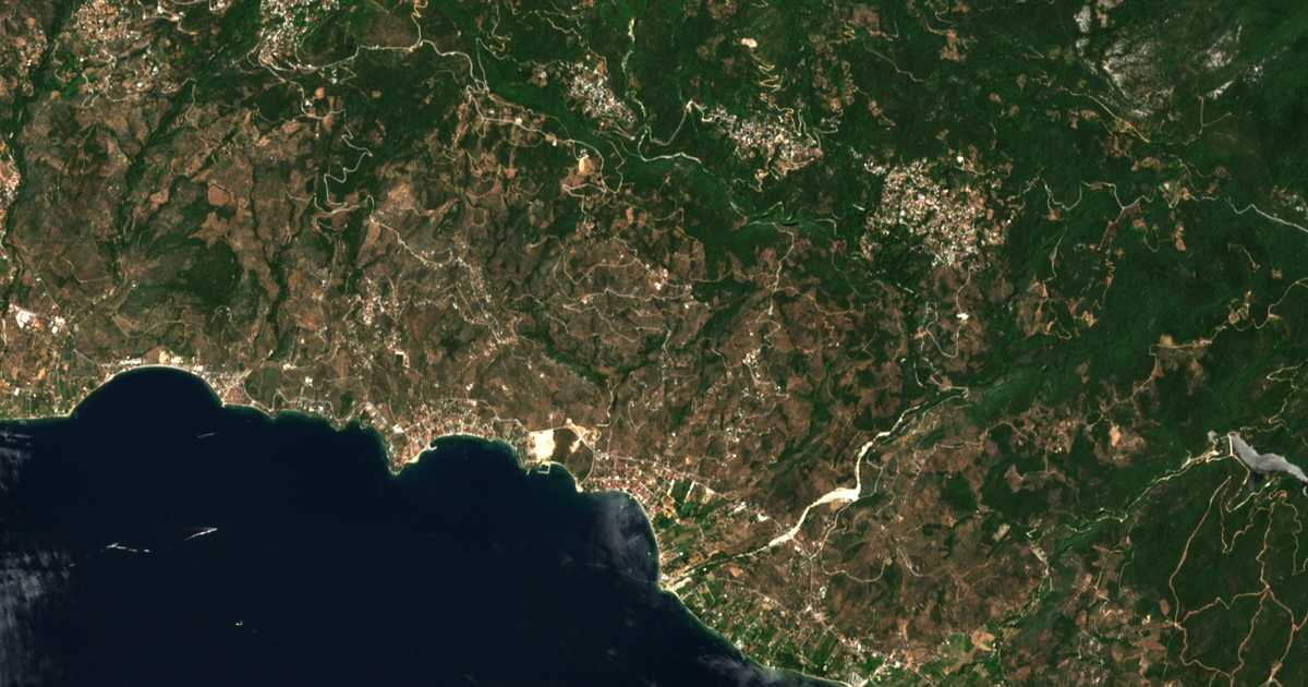 Satellitenkarte von Ágios Athanásios