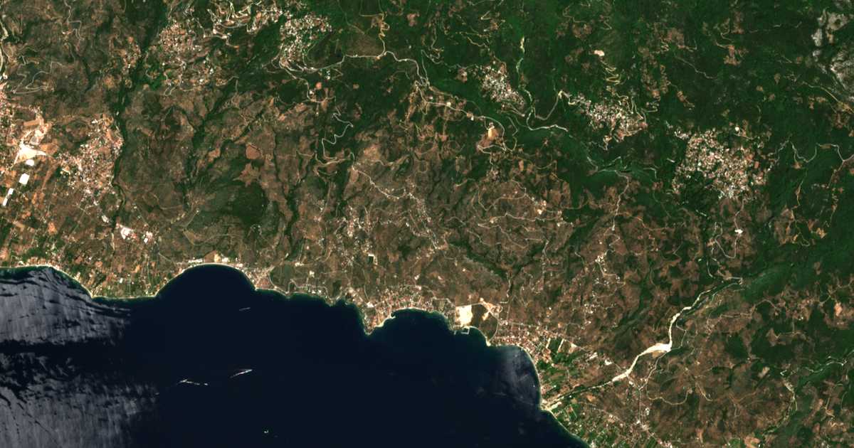 Satellitenkarte von Áno Gatzéa