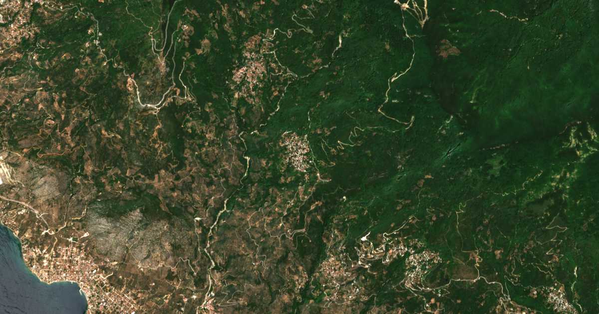 Satellitenkarte von Agios Lavrentios