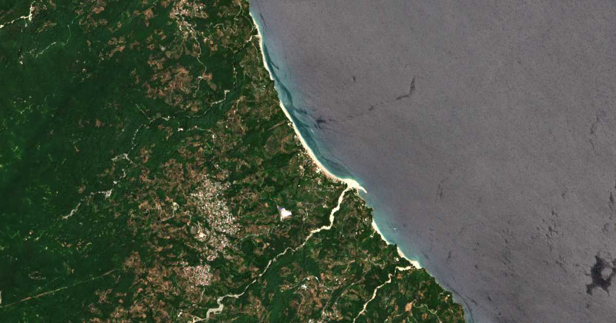 Satellitenkarte von Choreftón