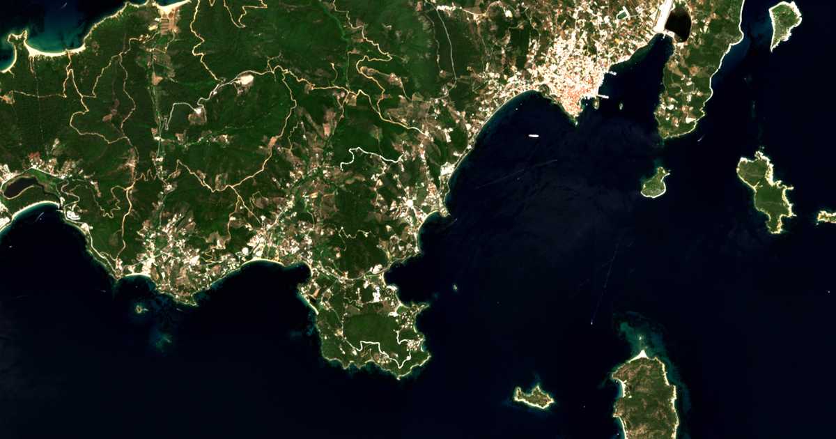 Satellitenkarte von Achladiás