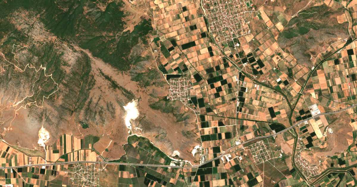 Satellitenkarte von Petrotón