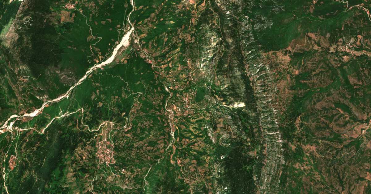 Satellitenkarte von Glykomiléa