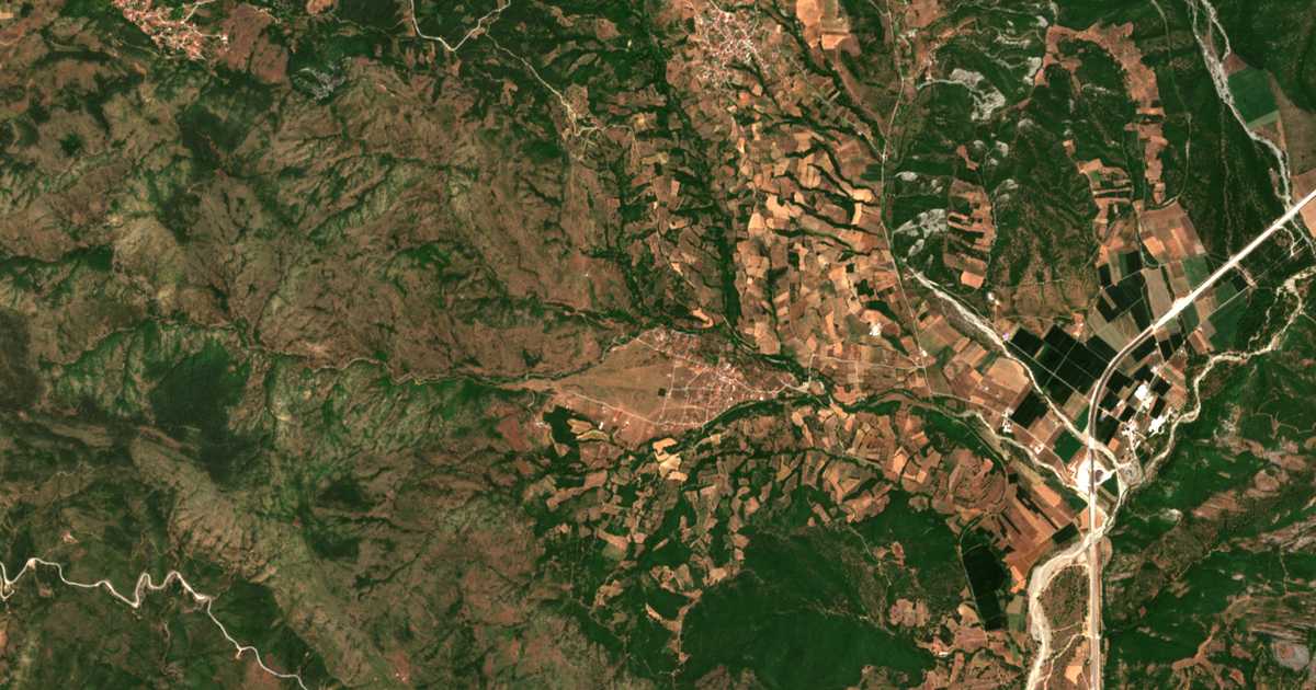 Satellitenkarte von Xirókampos