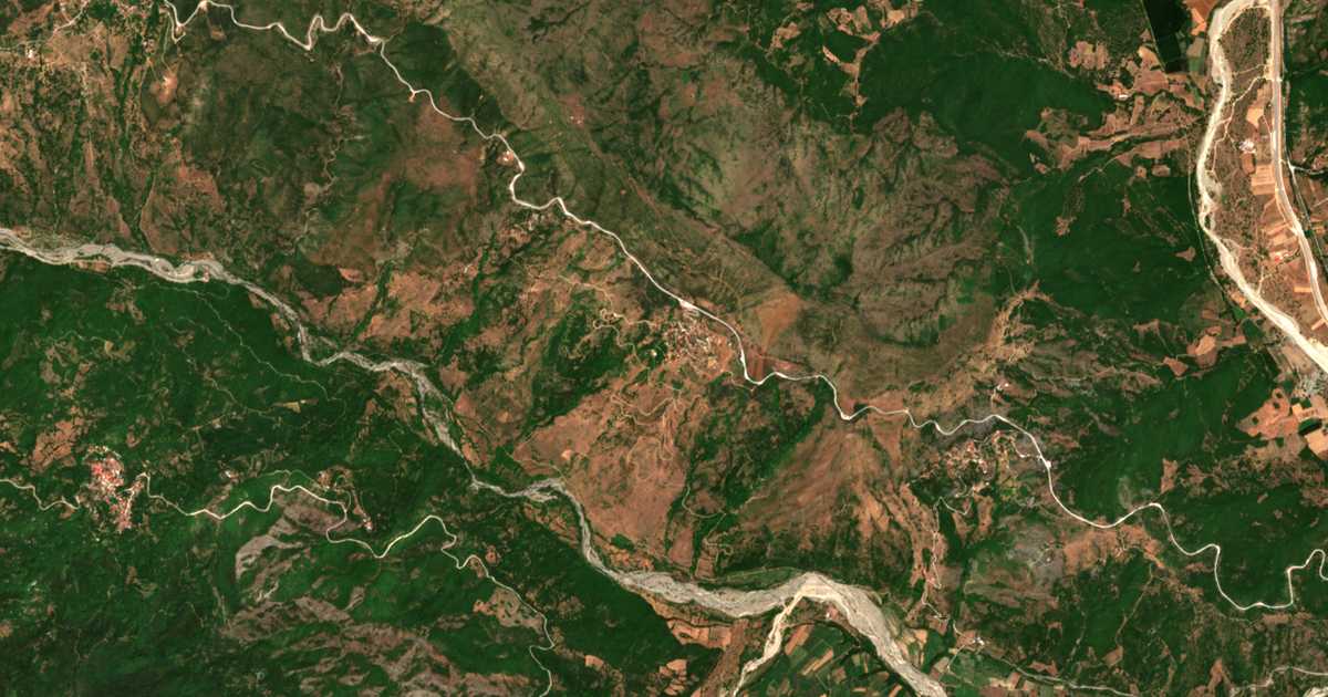 Satellitenkarte von Orthovoúnion