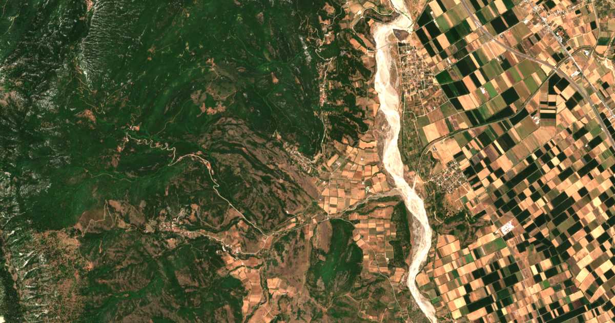 Satellitenkarte von Vitoumás