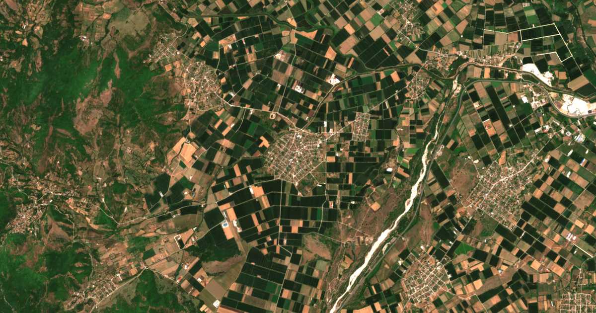Satellitenkarte von Fíki