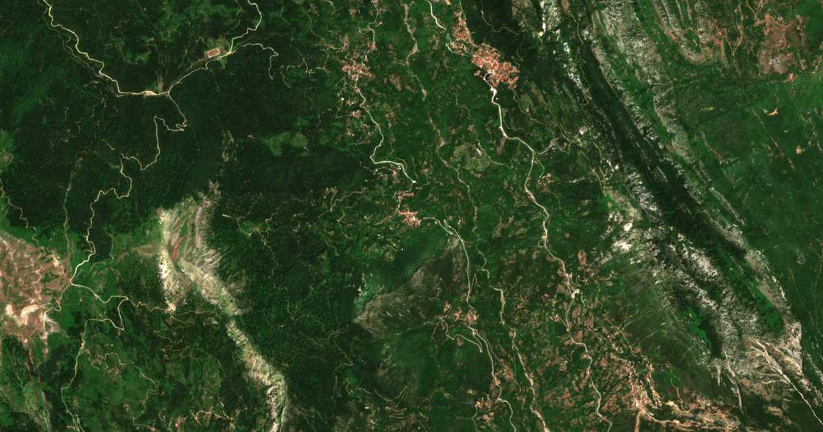 Satellitenkarte von Kalógiroi
