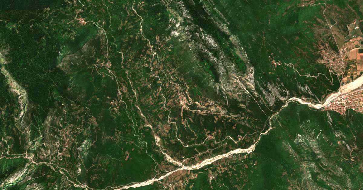 Satellitenkarte von Kotrónion