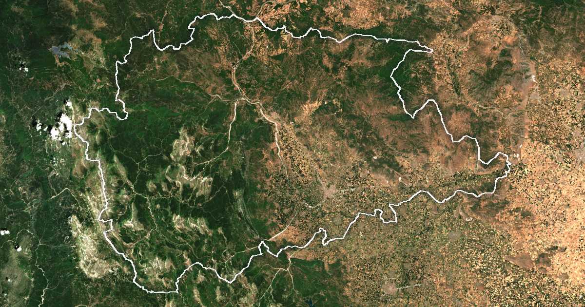 Satellitenbild mit eingezeichneter Grenze: Trikala