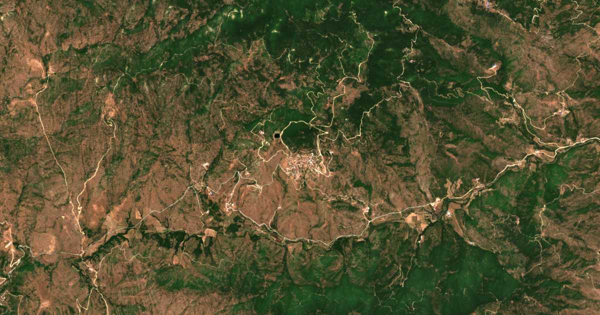 Satellitenkarte von Agreliá