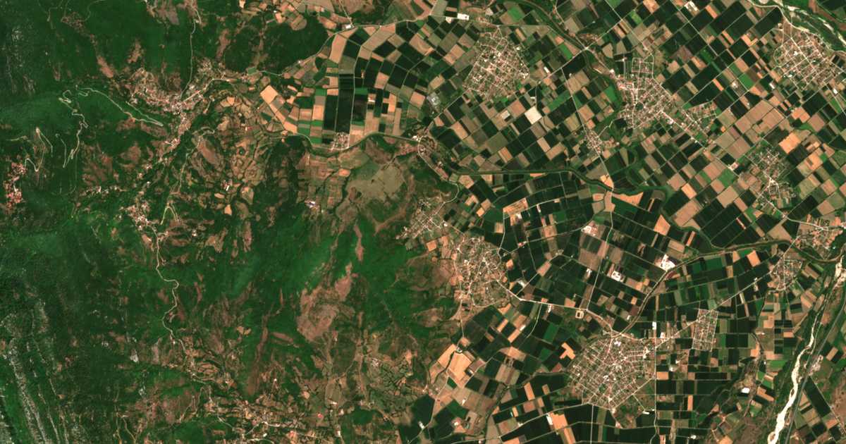 Satellitenkarte von Exálofos