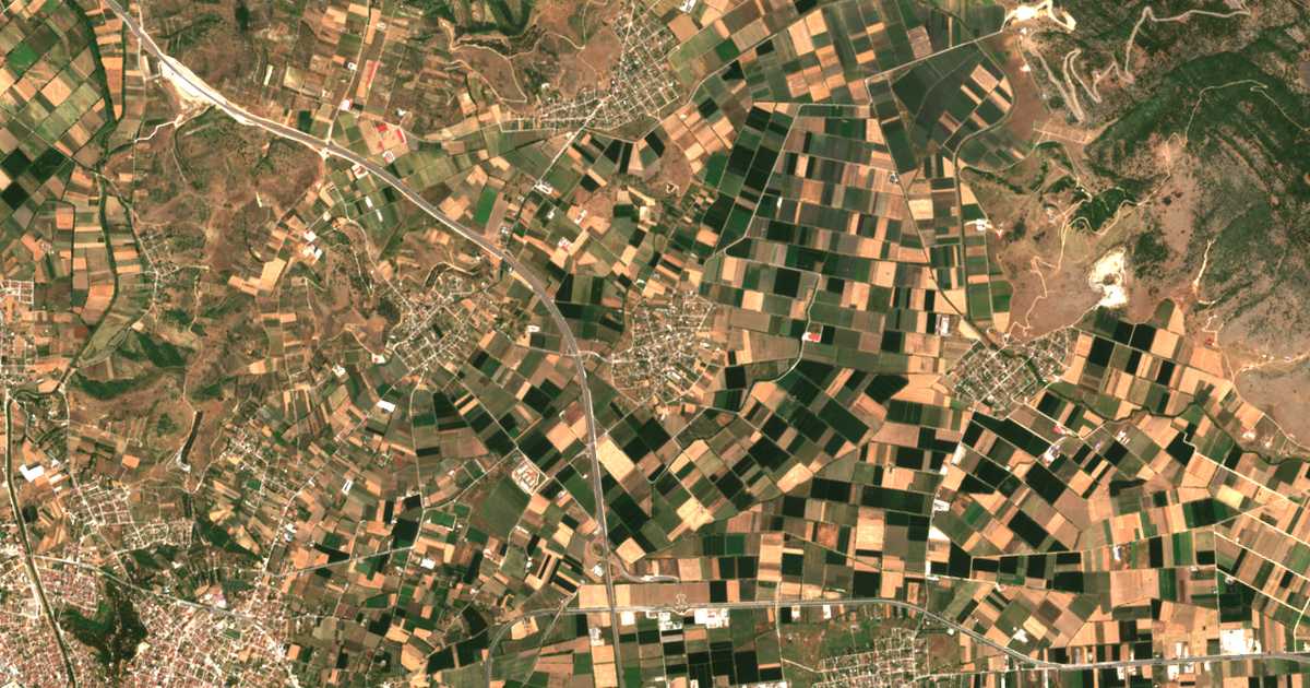 Satellitenkarte von Zileftí