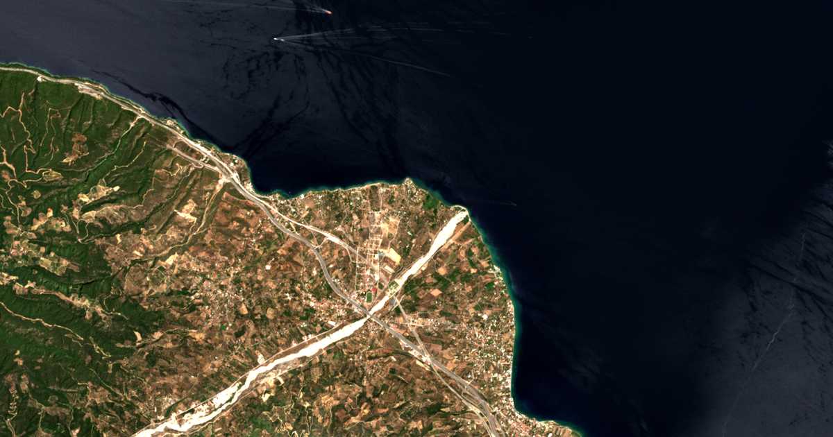 Satellitenkarte von Boúka