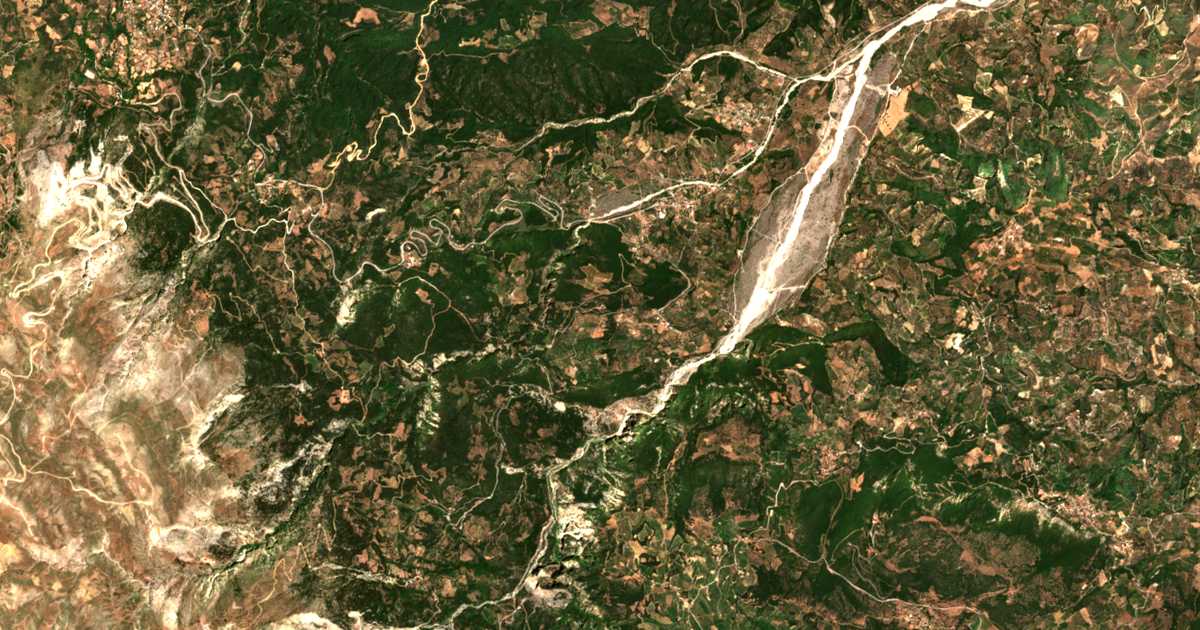 Satellitenkarte von Damakínion