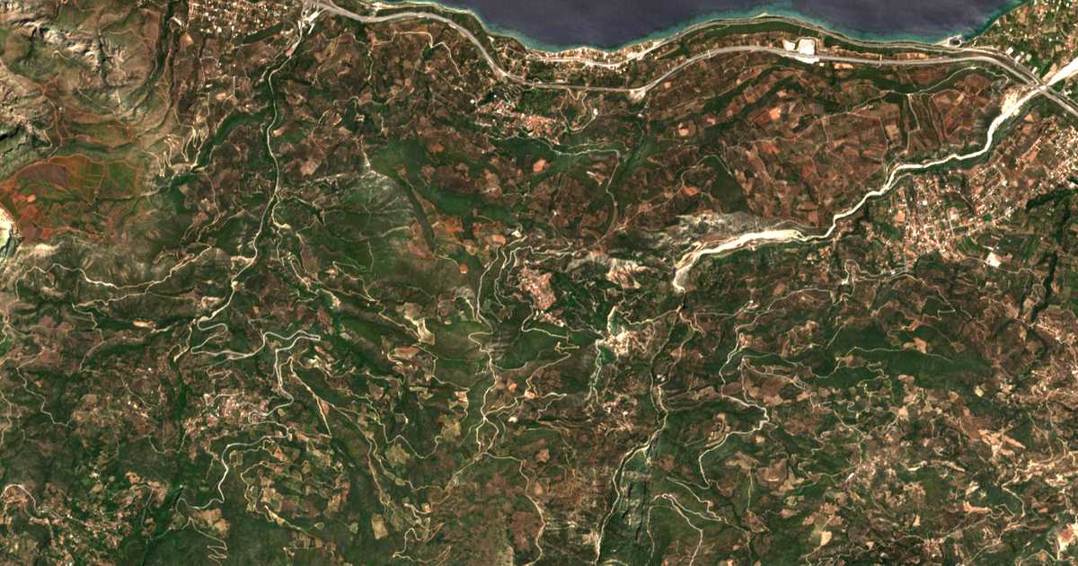 Satellitenkarte von Kalamiás