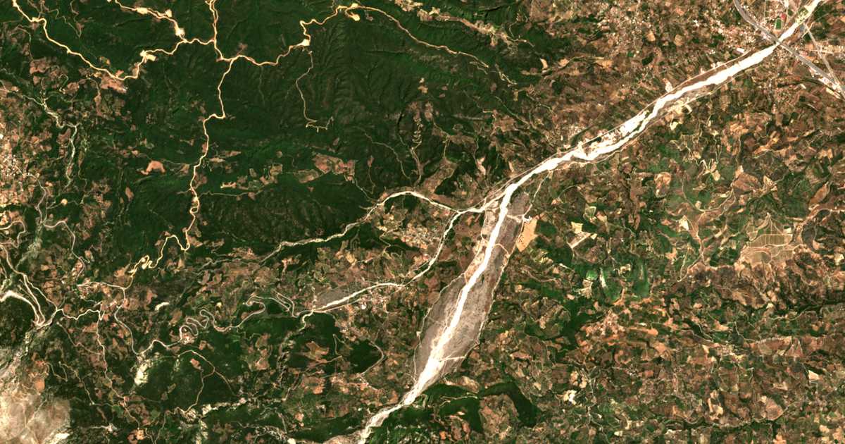 Satellitenkarte von Néo Salmeníkon