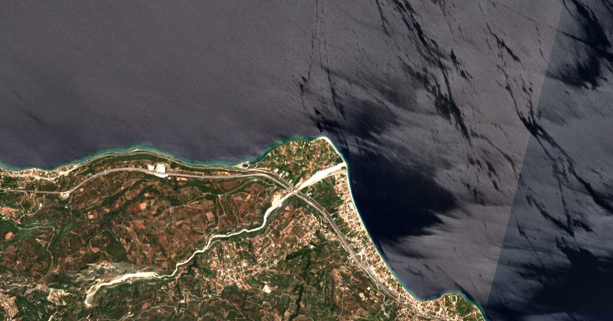 Satellitenkarte von Paralía Porovítsis