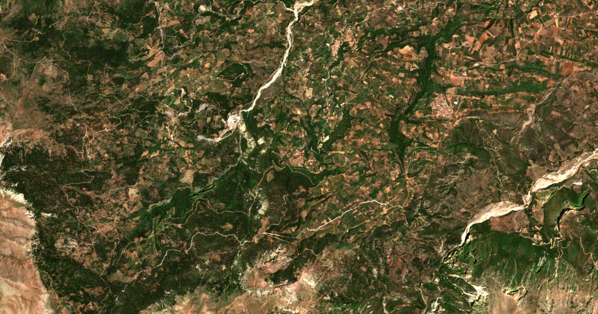 Satellitenkarte von Paraskeví