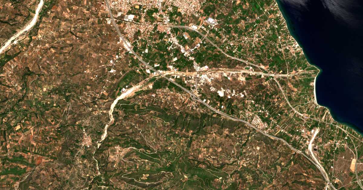Satellitenkarte von Selinoús
