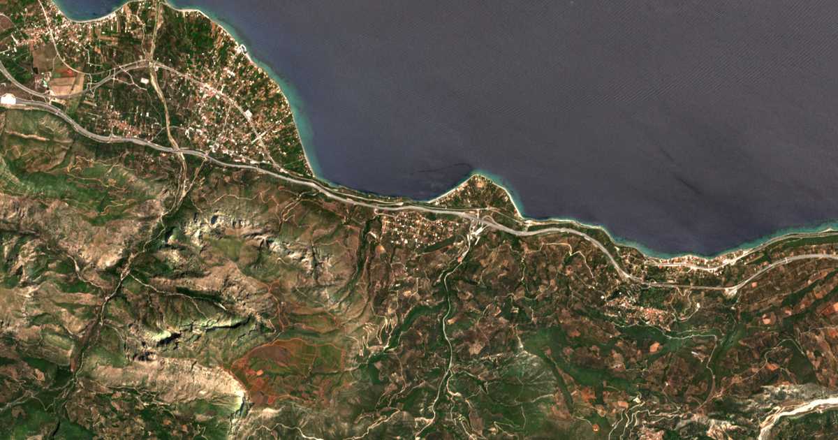 Satellitenkarte von Trápeza