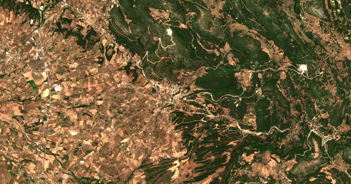 Satellitenkarte von Chalandritsa