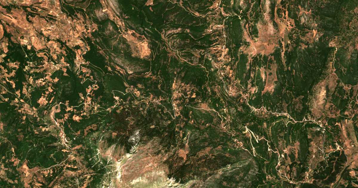 Satellitenkarte von Chrysopigí