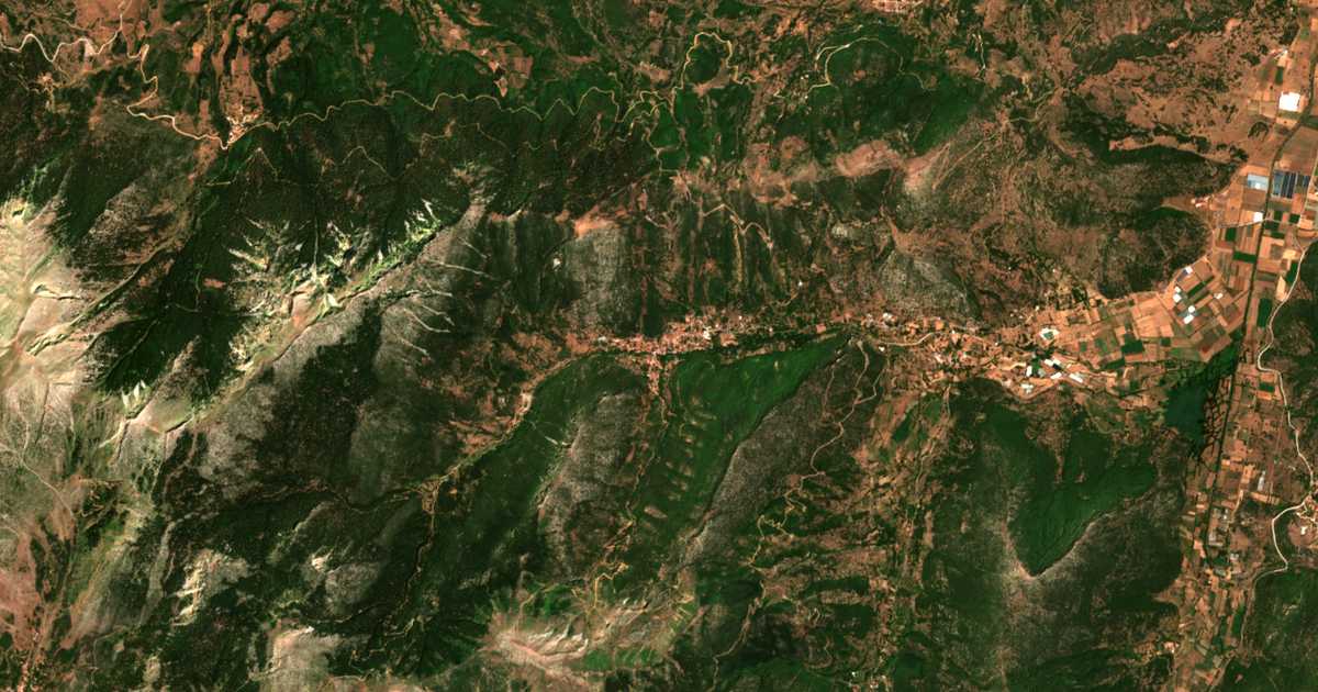 Satellitenkarte von Kértezi