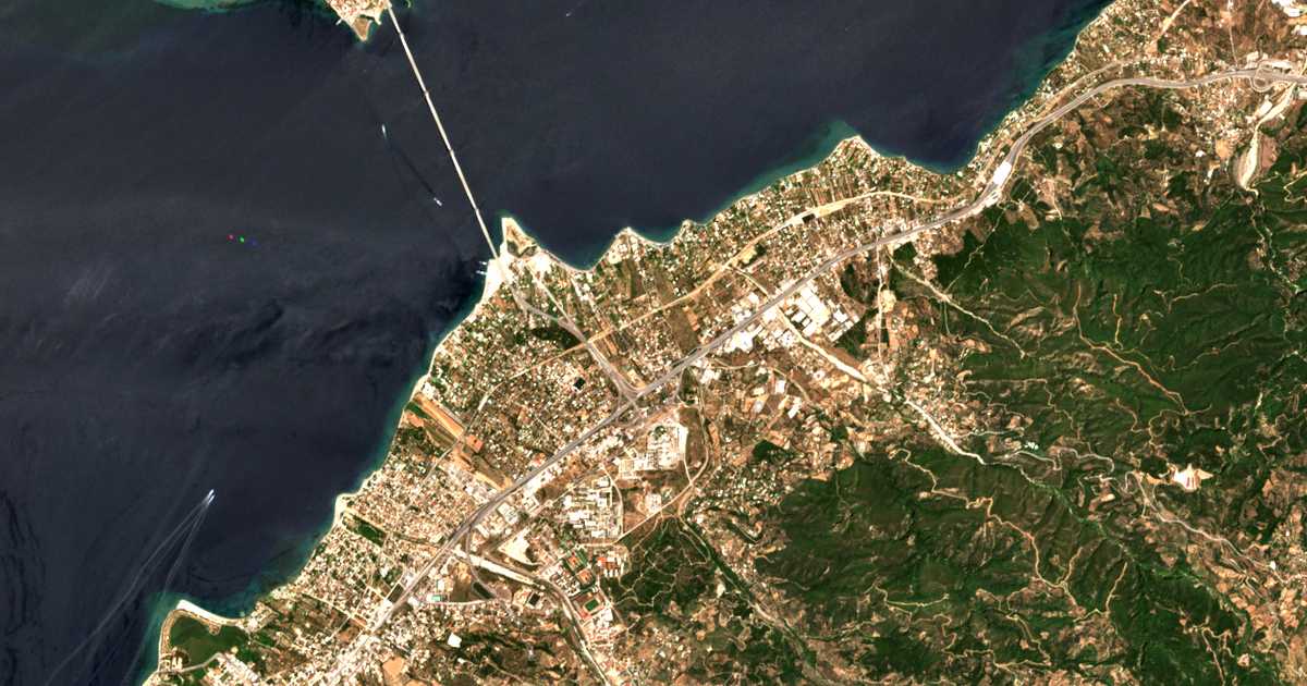 Satellitenkarte von Aktaío