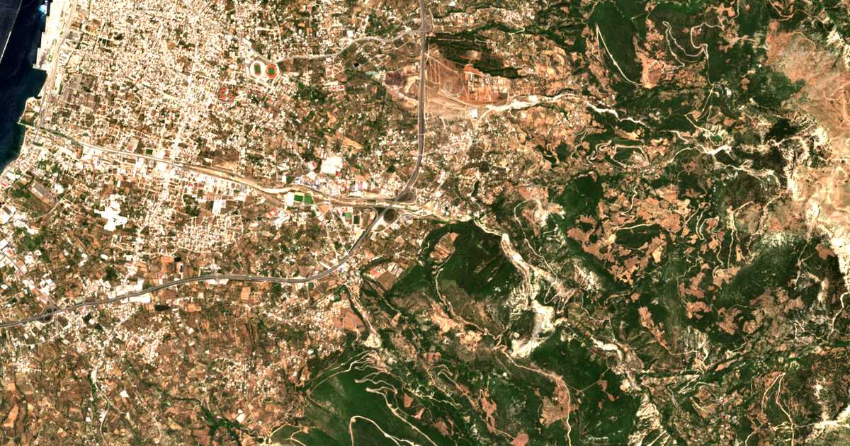 Satellitenkarte von Mavromandíla