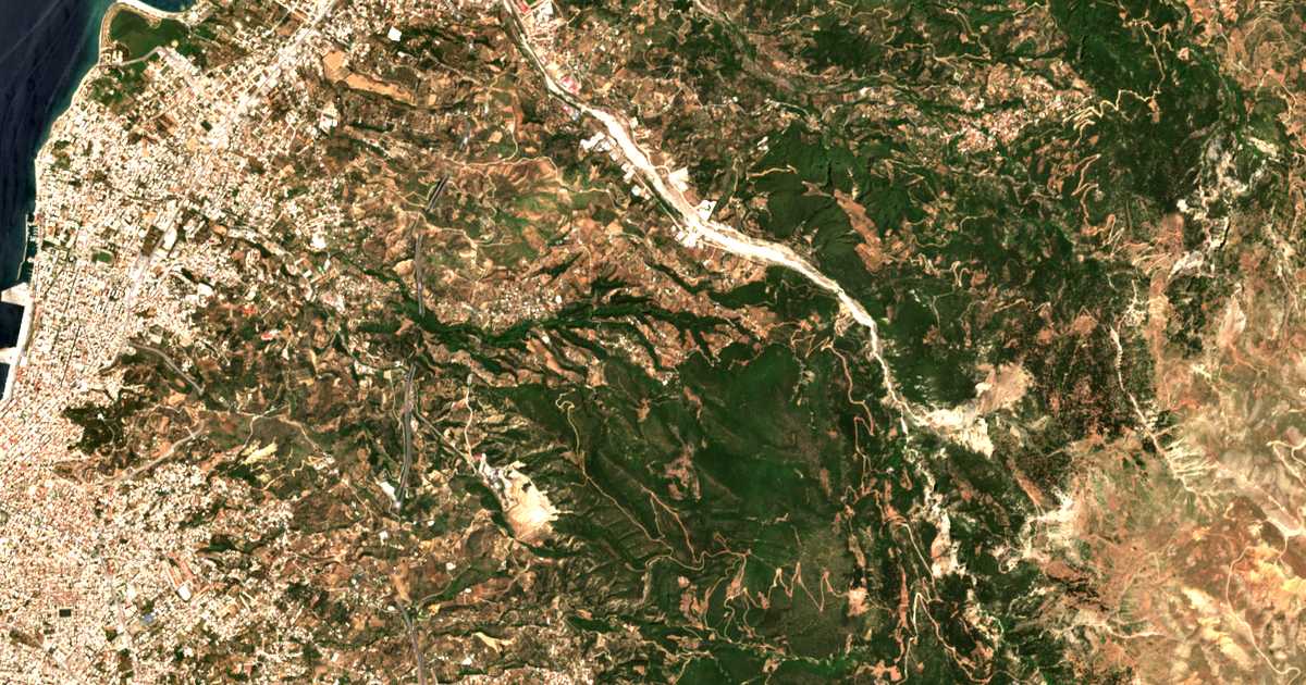 Satellitenkarte von Bálas