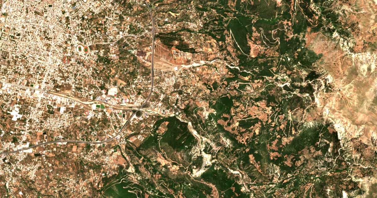 Satellitenkarte von Néon Soúlion