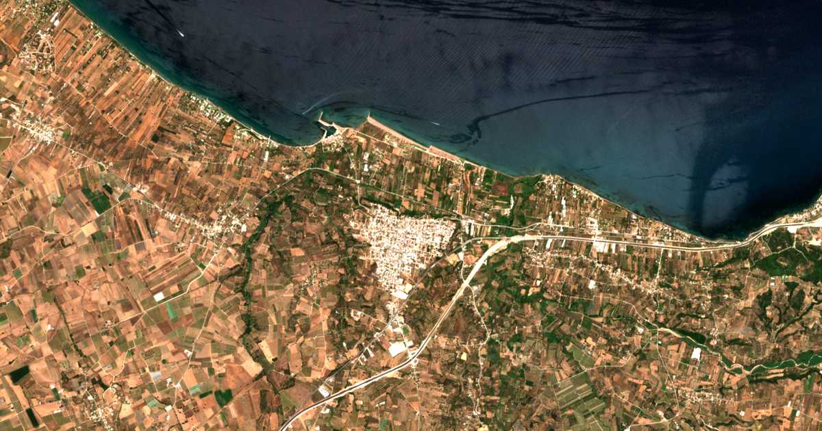 Satellitenkarte von Káto Achaḯa
