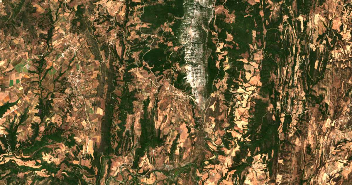 Satellitenkarte von Pórtai